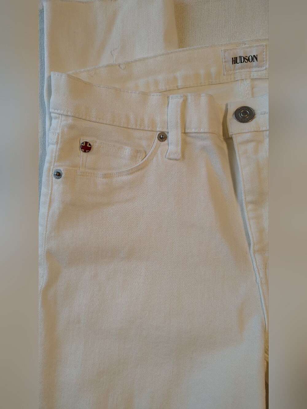 Hudson MidRise Nico White Super Skinny Raw Hem Ankle Women's Jeans Size 28 NWOT - Picture 4 of 11